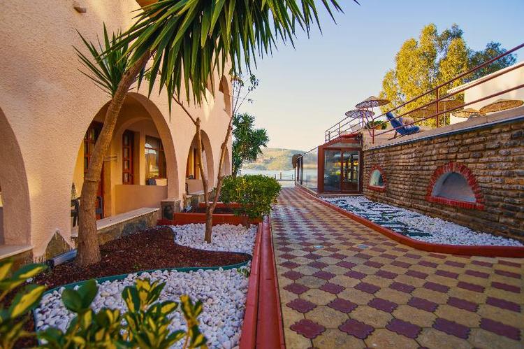 Oscar Seaside Hotel & Spa